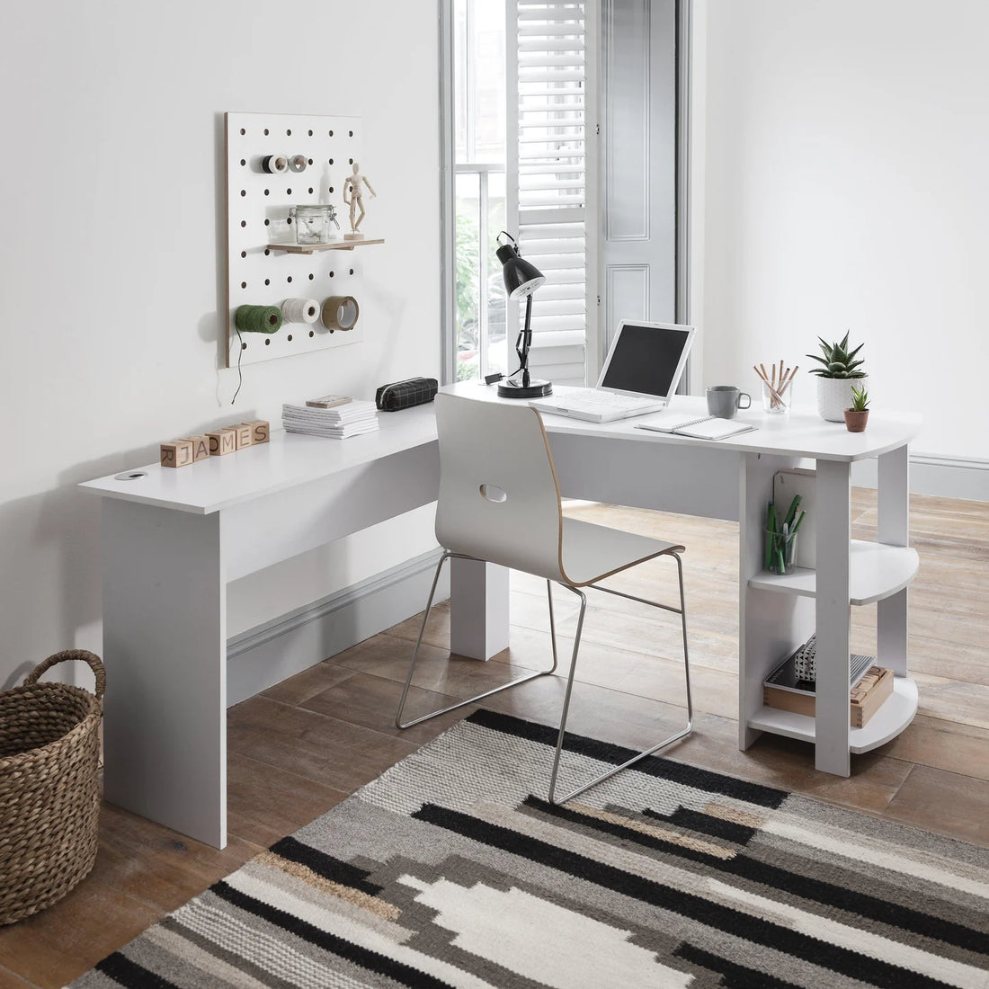 Corner Desk - L-Shaped - White