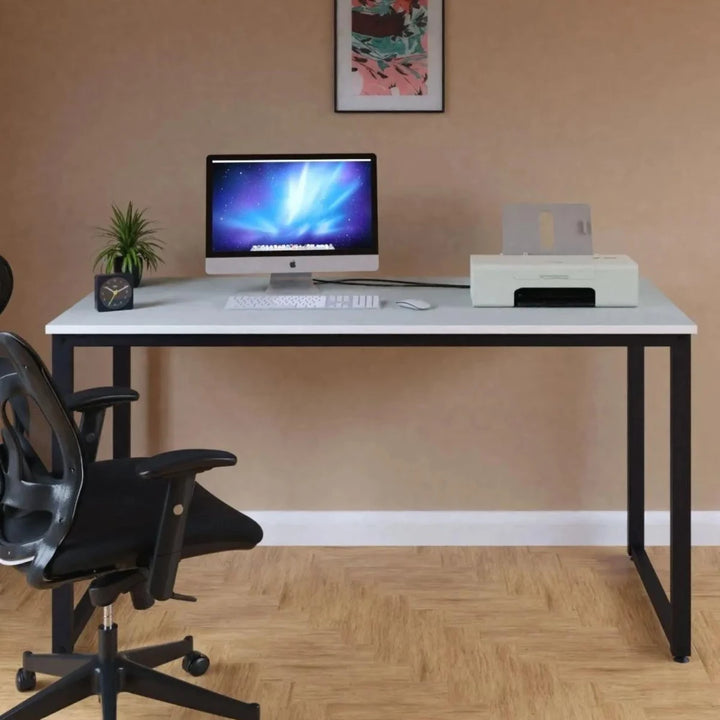 ORBIX – Minimalist Writing Desk with metallic Frame