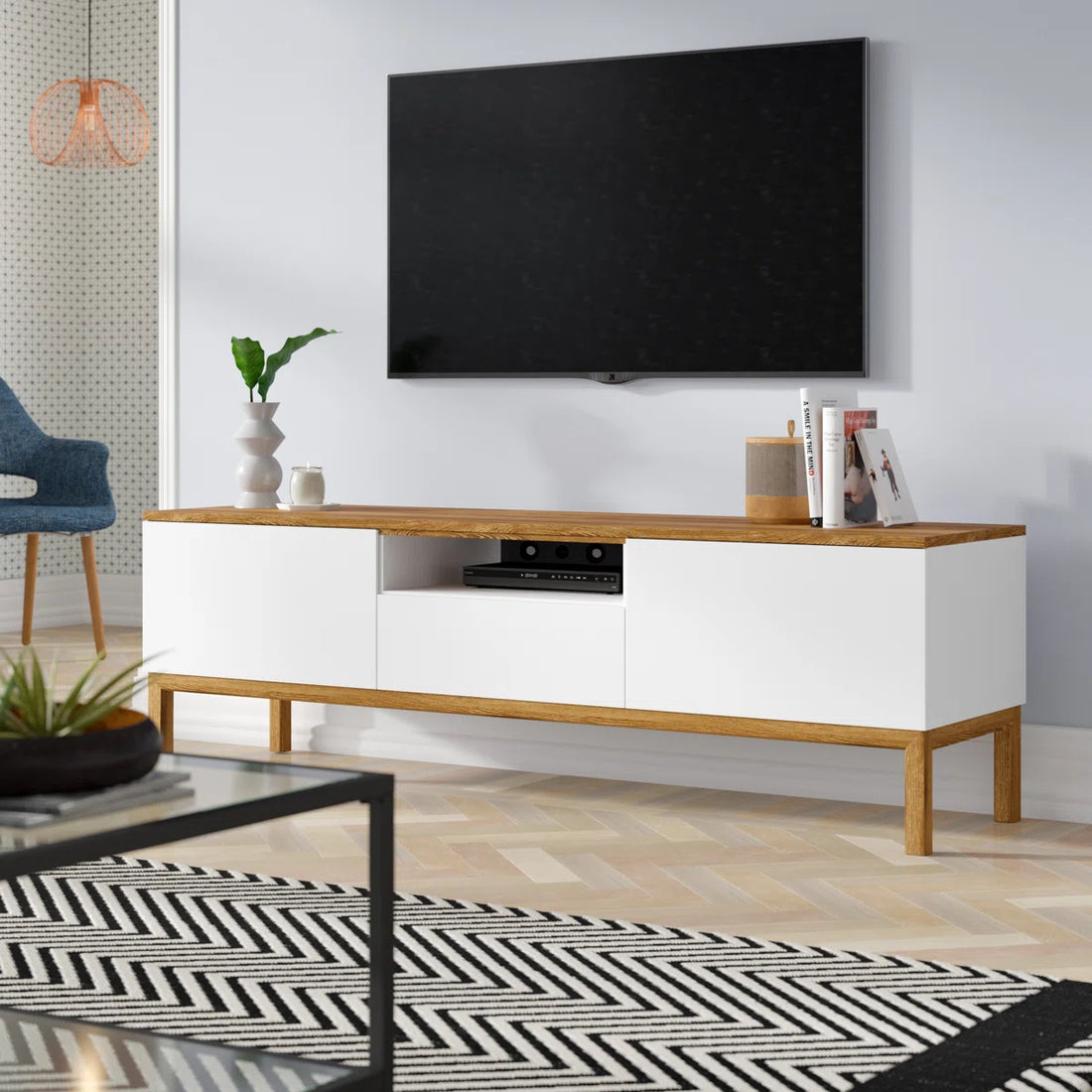 KENNE – Mid Century Inspired TV Console
