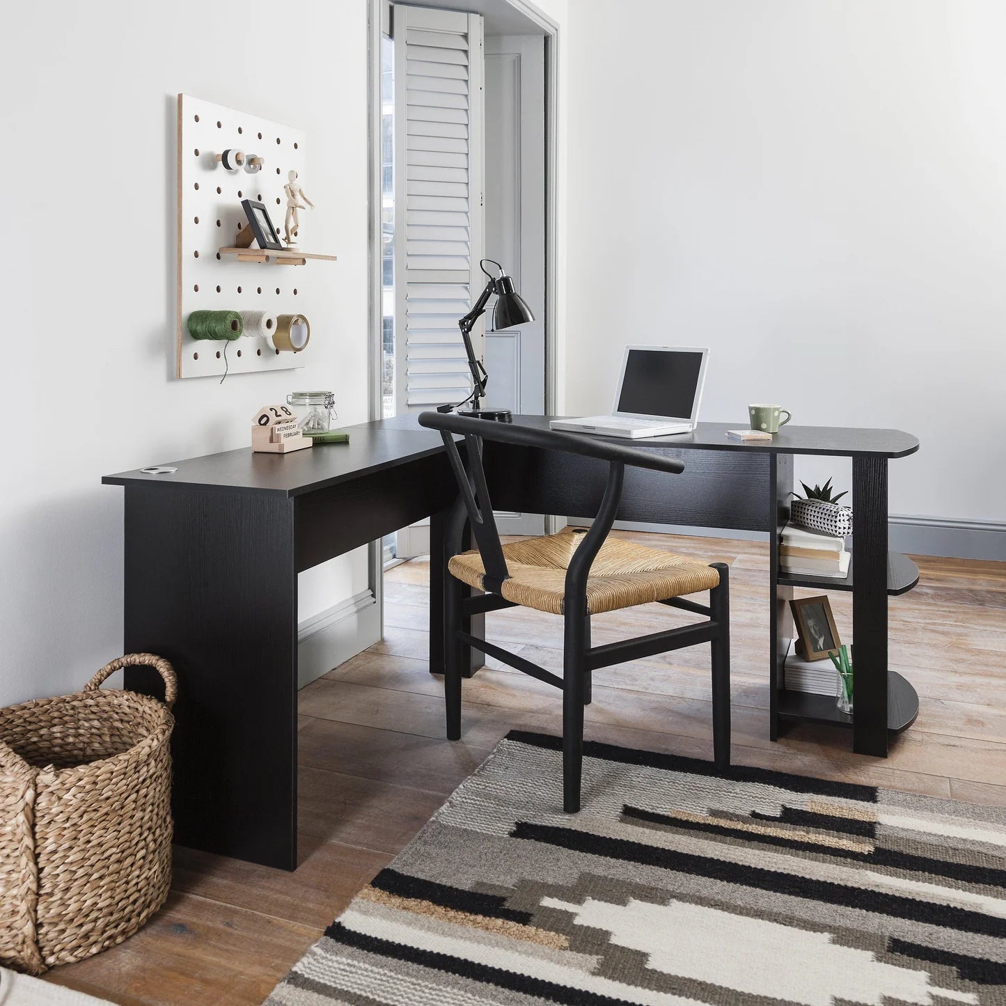 L Shaped Desk in Black