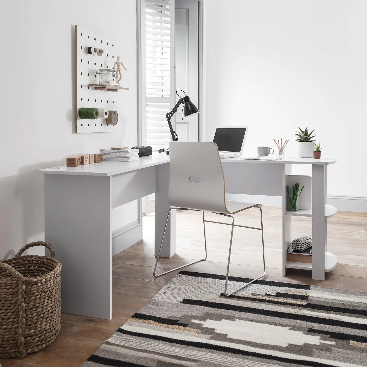 Corner Desk - L-Shaped - White