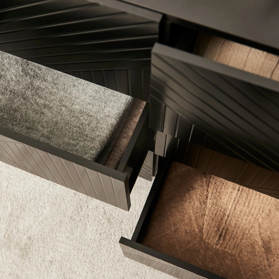 6 Drawers Chest of Drawers - Black