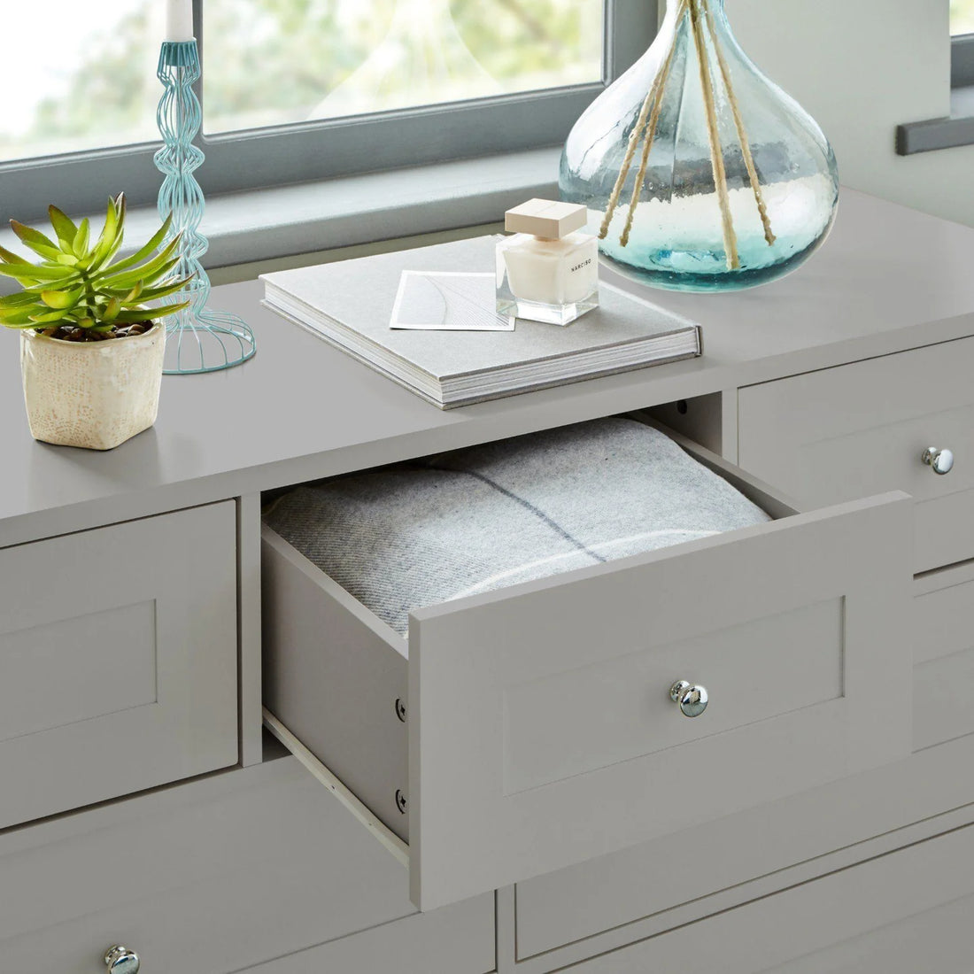 7 Drawer Chest of Drawers - Grey